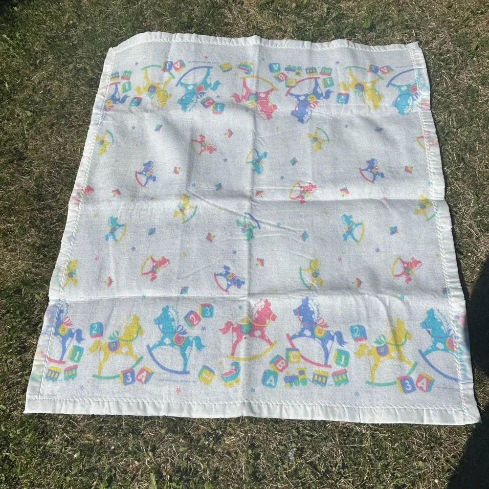 Vintage‎ 1987 Baby Blanket Rocking Horse Soft Care Large Satin Trim White Pink